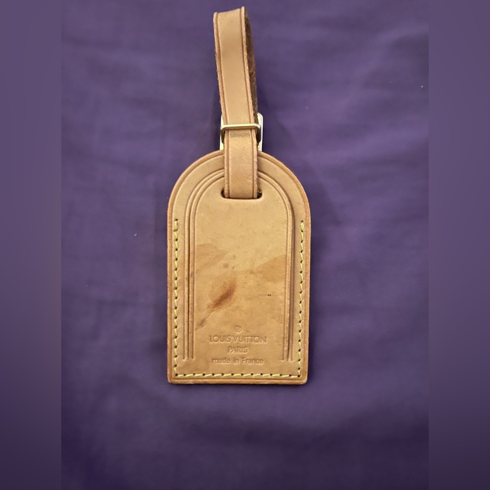 Louis Vuitton Beige Leather Luggage Tag